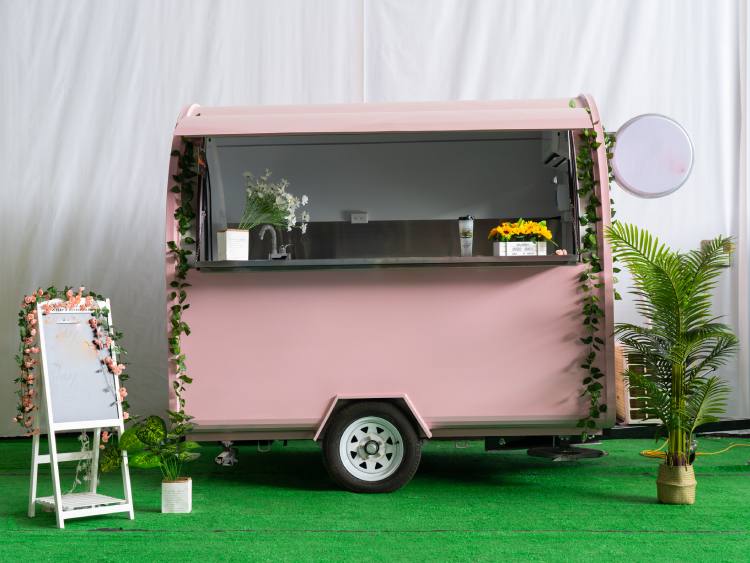 Rolled-Ice-Cream-Trailer-for-Sale