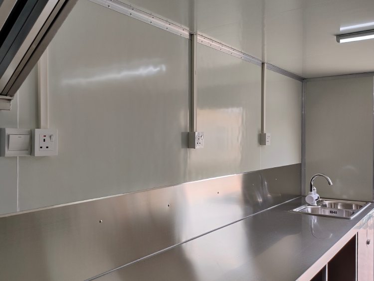 Portable-Kitchen-Trailer-Interior