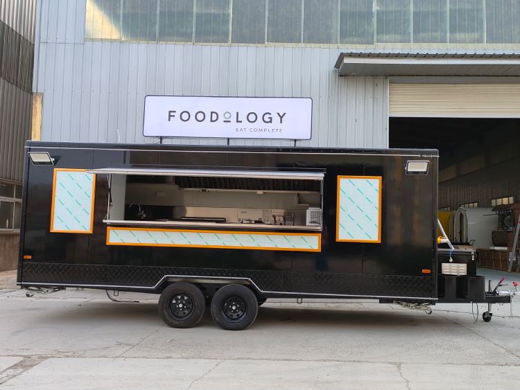 19ft Commercial Kitchen Trailer